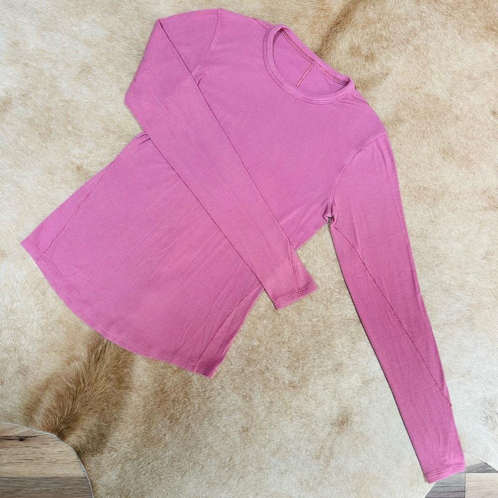 Lululemon Athletica ribbed pink Long Sleeve Women's Top